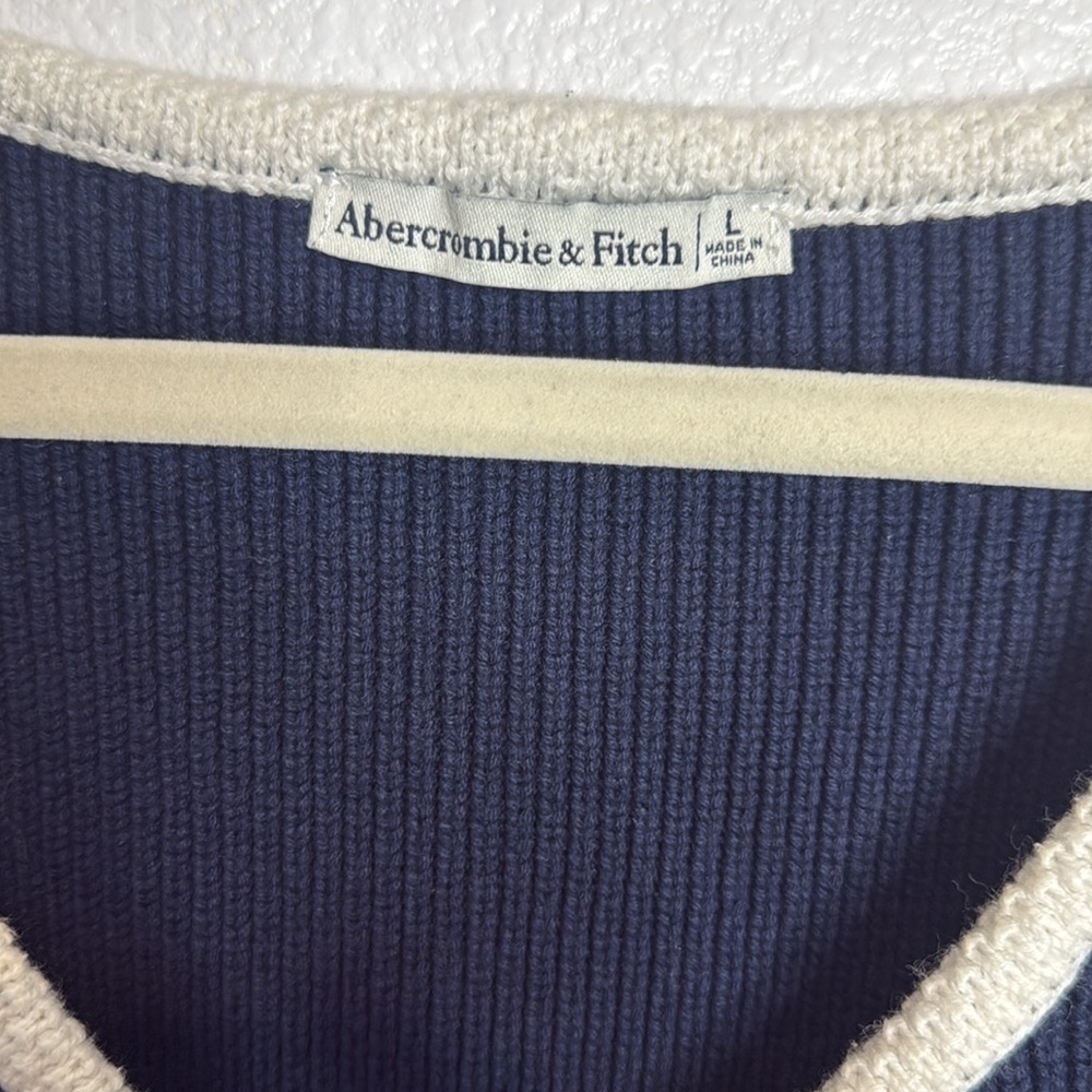 Abercrombie & Fitch Navy Vest with White Trim - Picture 4 of 5